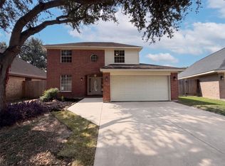5002 Misty Ln, Pasadena, TX 77505