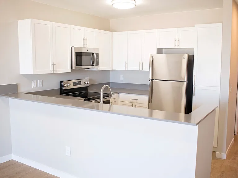 Evergreen Ridge Apartments — Photo 12