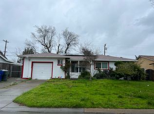 1976 Middleberry Rd, Sacramento, CA 95815