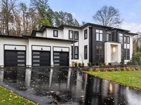 11 Castle Rd, Lexington, MA 02420