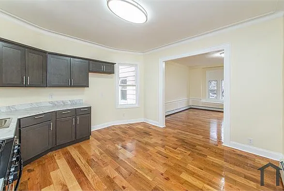 202 Weequahic Ave #3 — Photo 5