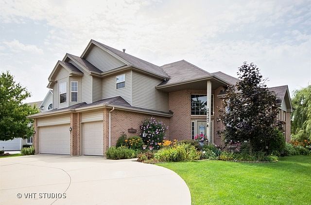 1st image of 24347 Norwood Dr