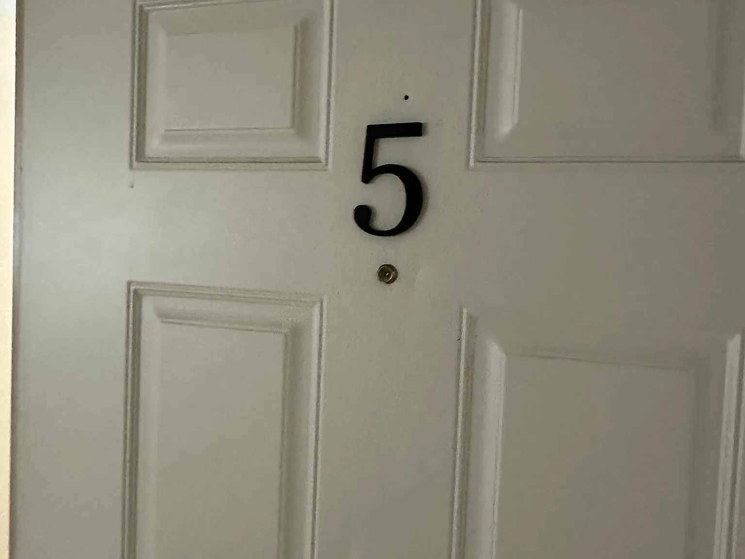 1 bed, 750 sqft, $1,050 — Photo 2