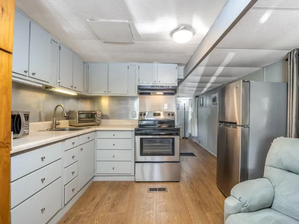 941 Nettles Boulevard, Jensen Beach, FL 34957