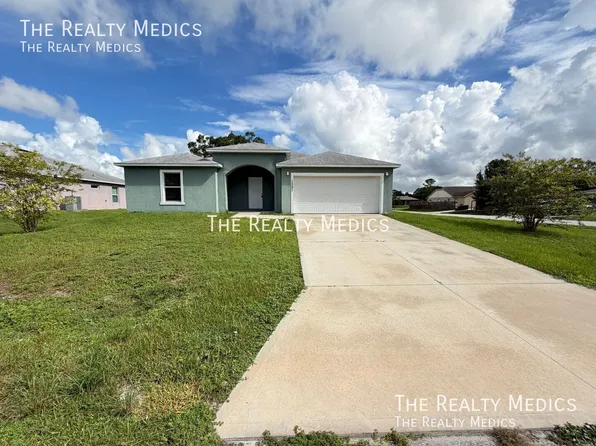 1297 Stone St NW, Palm Bay, FL 32907