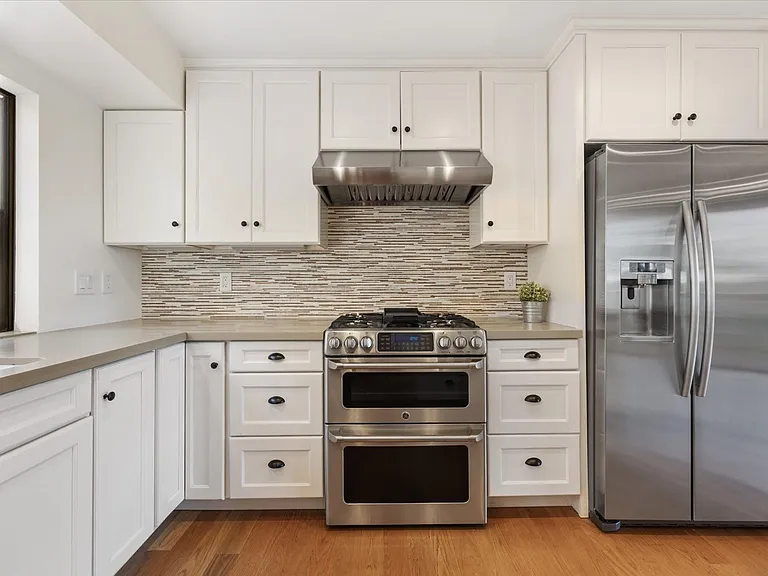 9 Heritage Ct — Photo 13