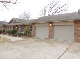 2423 S Ventura Ave, Springfield, MO 65804