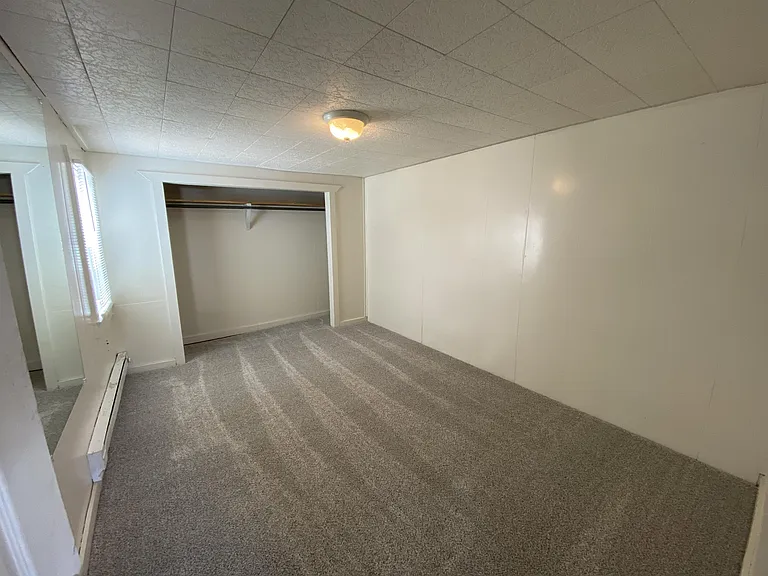 118 S 7th St — Photo 12