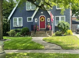 879 Beverly Rd, Cleveland Heights, OH 44121