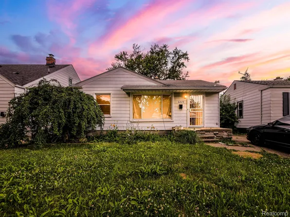 6229 Warwick St, Detroit, MI 48228