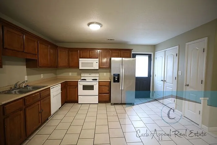 1007 Belt St #1 — Photo 6