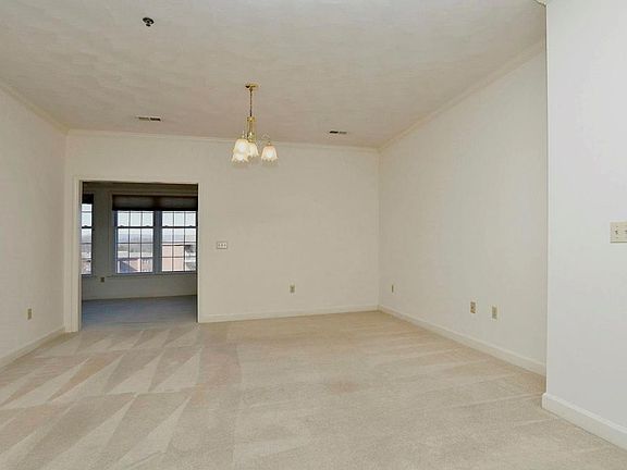 3rd image of 3060 McVitty Forest Dr APT 313