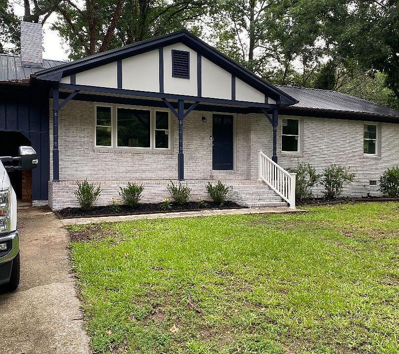 1st image of 204 Andrea Dr