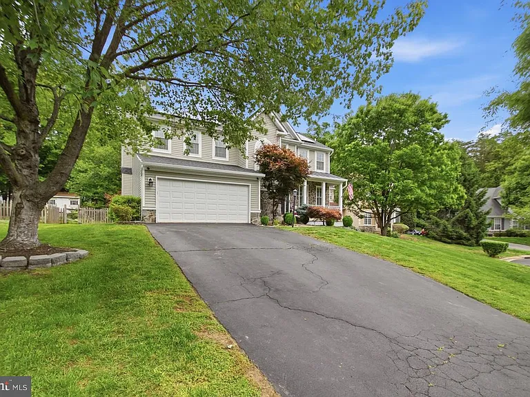 14997 Grassy Knoll Ct — Photo 4