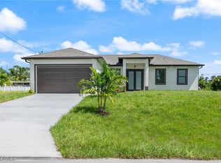 3900 2nd St SW, Lehigh Acres, FL 33976