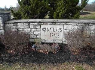 78 Palisades Pointe Dr, Lancaster, KY 40444