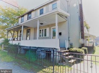 E Ridge St, Coaldale, PA 18218