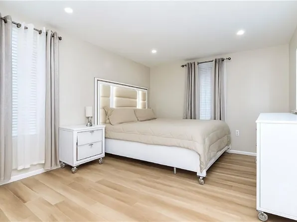 2531 East 7th Street image 7 of 16