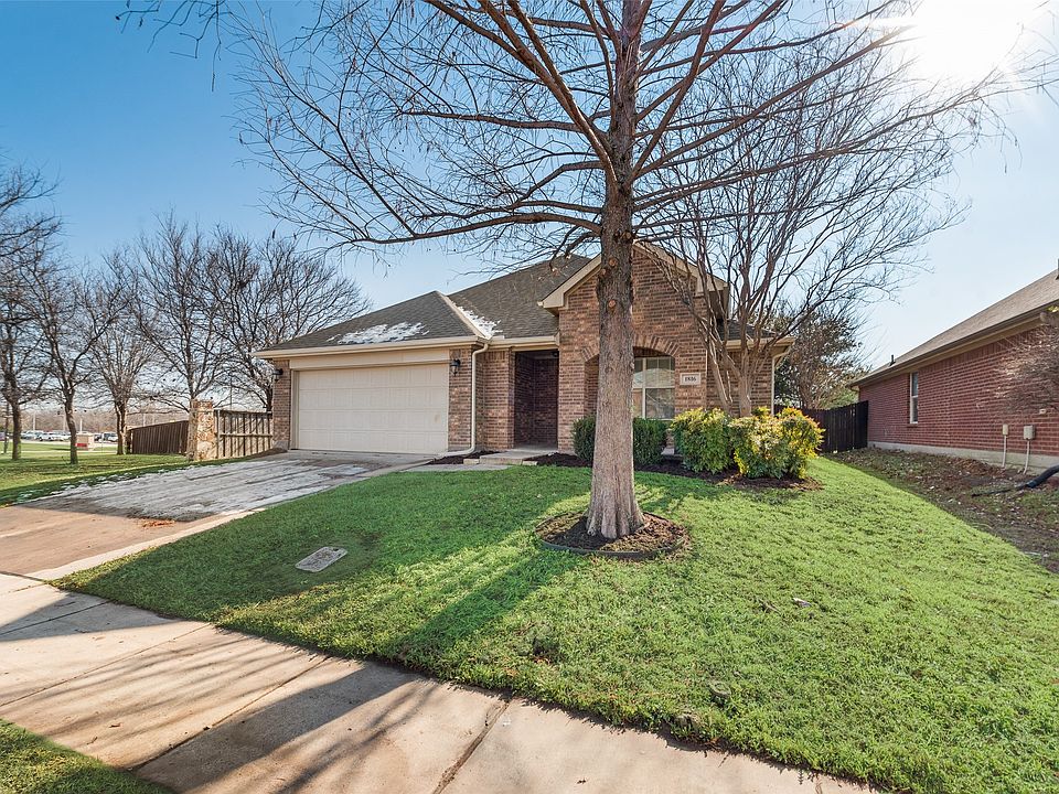 1st image of 1816 Caney Creek Dr