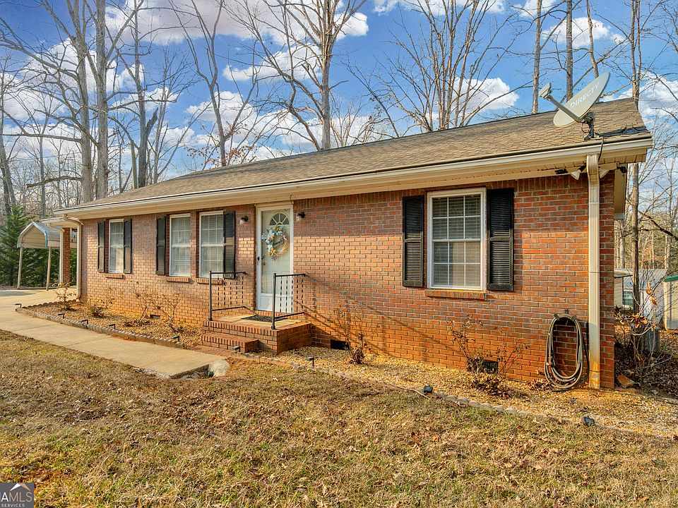 1st image of 495 Imperial Dr