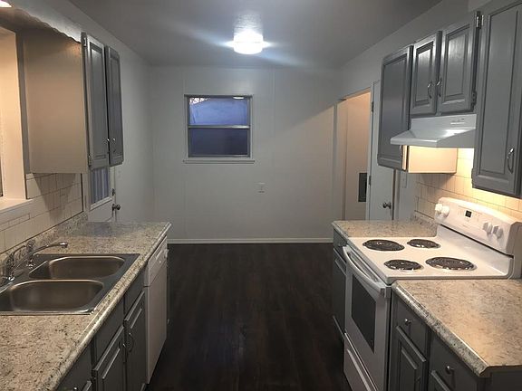 2nd image of 4949 Cornell Dr