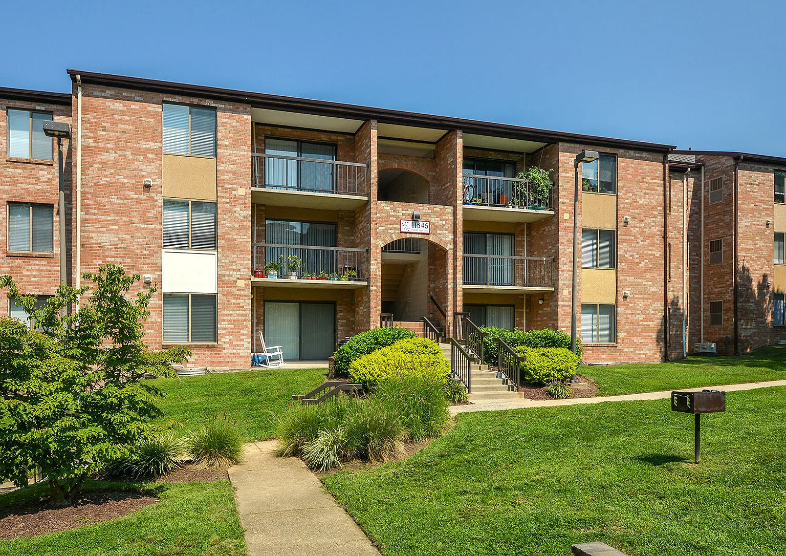 The Flats at Columbia Pike — Photo 2