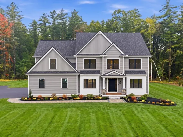 17 Carmel Road, Pelham, NH 03076