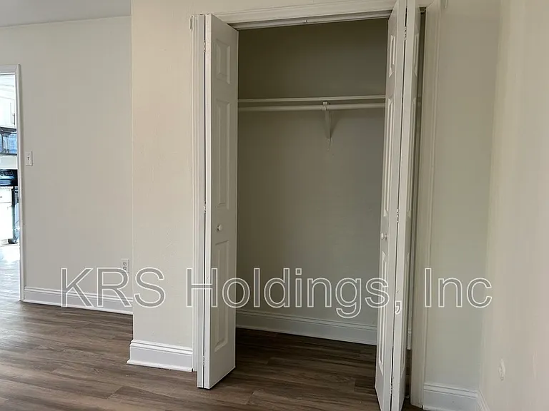 963 W Ocean View Ave — Photo 8