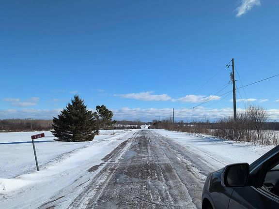 4th image of W7518 Old Airport Rd