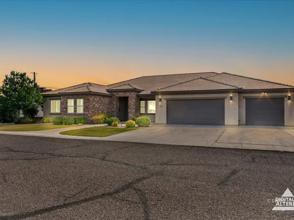 743 N Diamond Springs Dr, Thatcher, AZ 85552