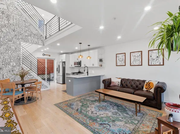 1543 N Orkney St, Philadelphia, PA 19122