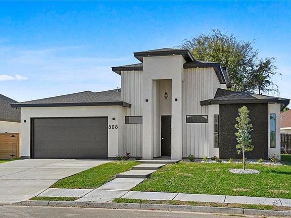 2nd image of 808 La Laguna Rd