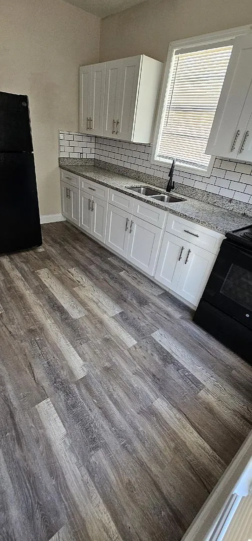 Two Bedroom One Bathroom - Bartow — Photo 3