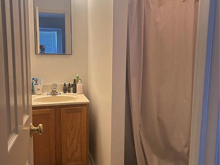 2465 Gillian Ln — Photo 13