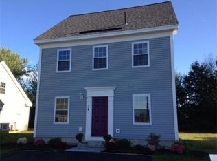 34 Treehouse Cir, Easthampton, MA 01027