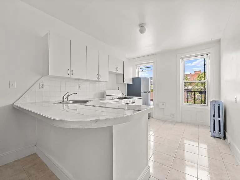 314 York St #3 — Photo 4