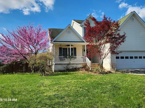 351 Thumper Dr, Ranson, WV 25438