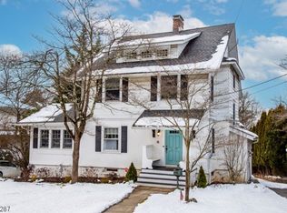 37 Hillcrest Rd, West Caldwell, NJ 07006