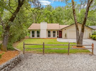 14182 Torrey Pines Dr, Auburn, CA 95602