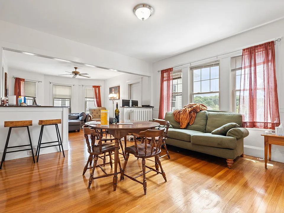 8 Malbert Rd #2