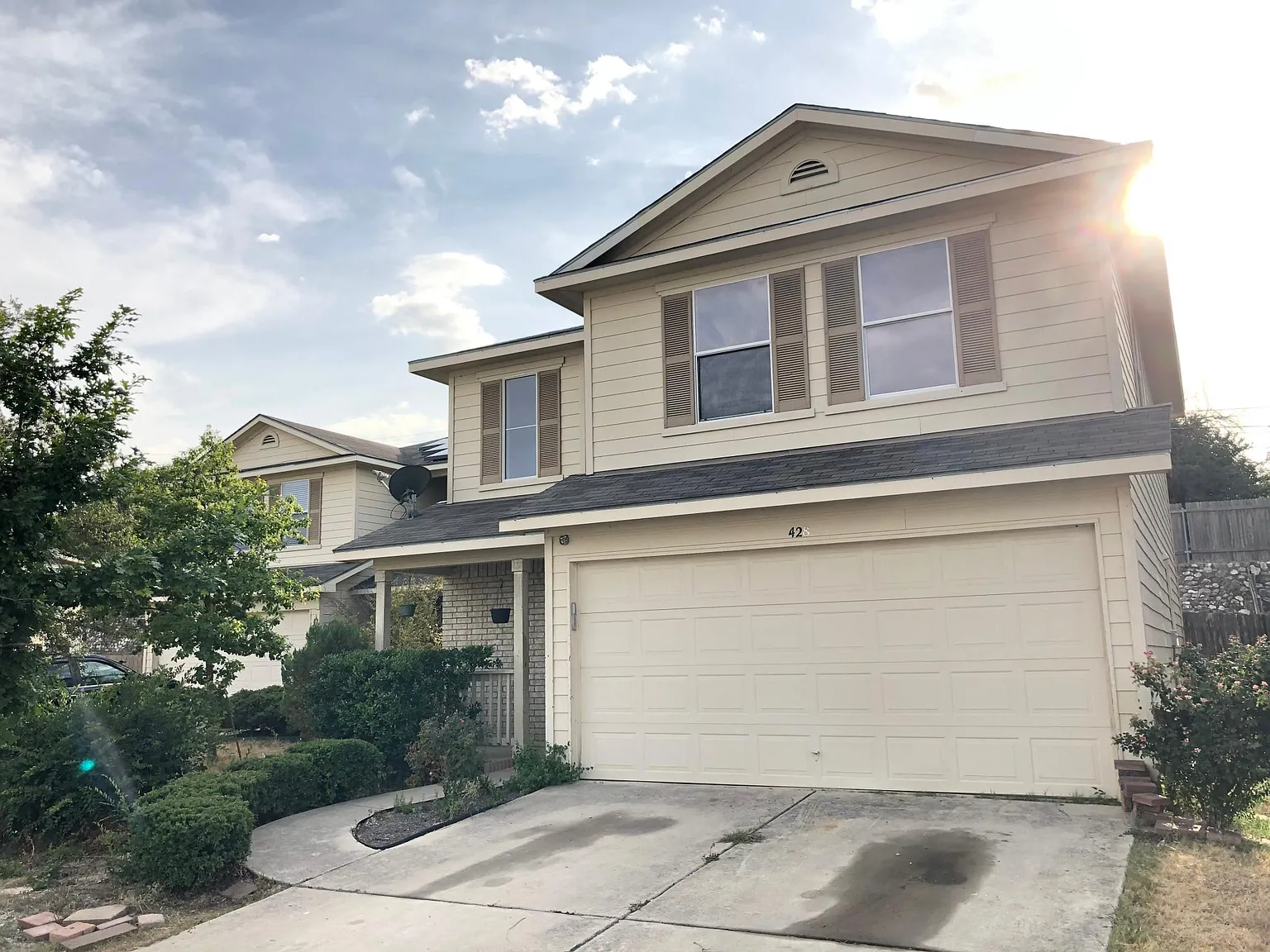 3 bed, 2.5 bath, 1590 sqft, $2,195 — Photo 1