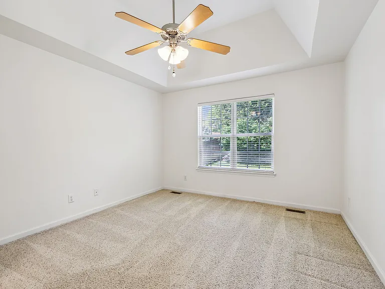4012 Kristen St — Photo 8