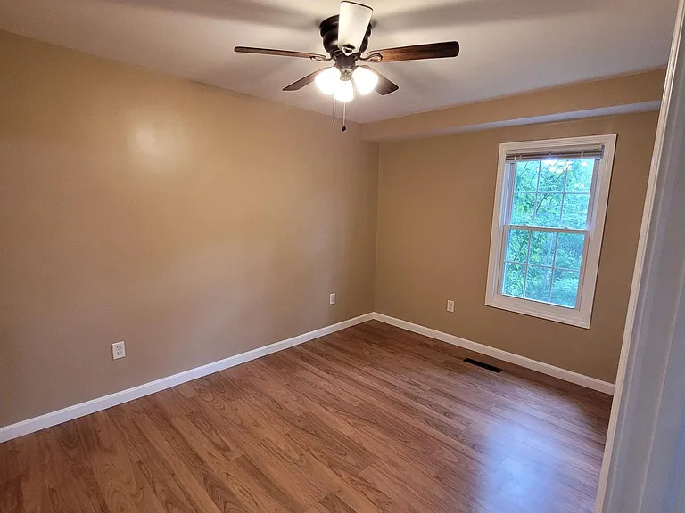 391 Putnam Pike #C — Photo 27