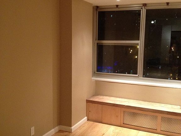 4th image of 185 Park Row APT 4D