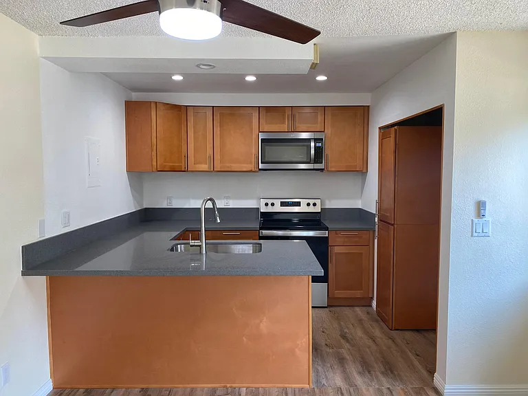 2695 Anchor Ave — Photo 3