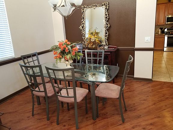 Formal Dining Room and Chair Rail Matching Crown Molding