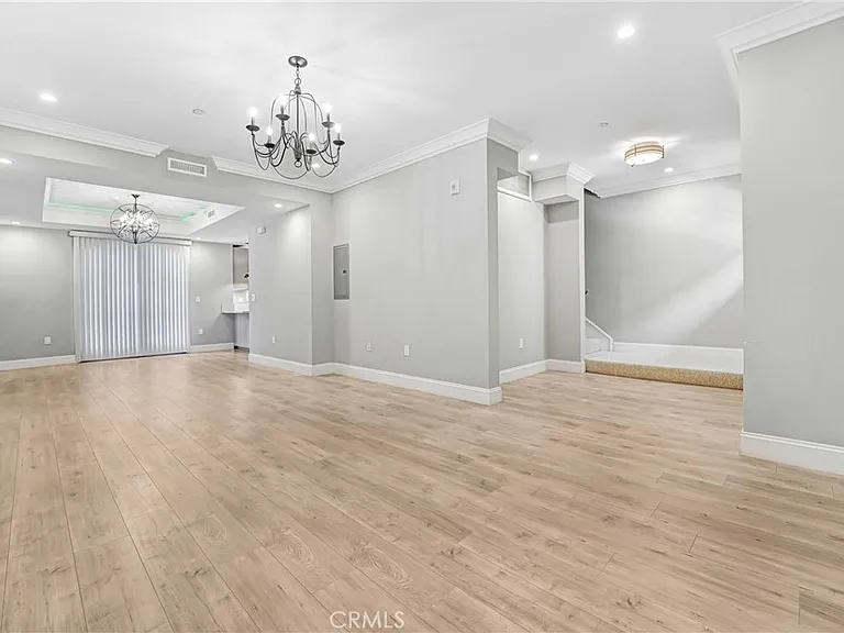 158 S Sierra Madre Blvd #4 — Photo 3