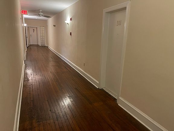 3rd image of 536 14th St APT 311