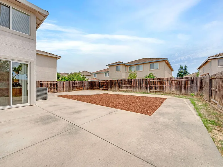 8739 Whitehouse Rd — Photo 47