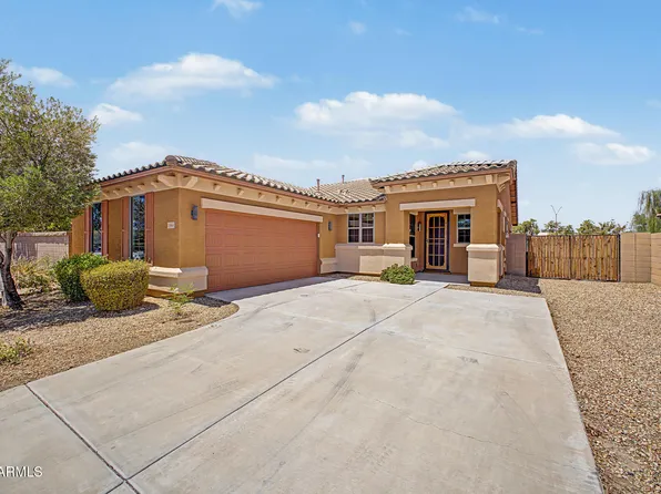 16066 W Anasazi St, Goodyear, AZ 85338